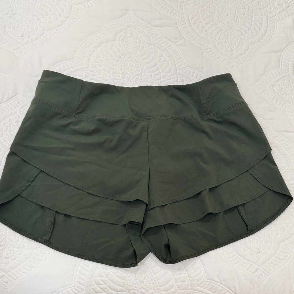 CALIA By Carrie Underwood Anywhere Petal Hem Shorts XL